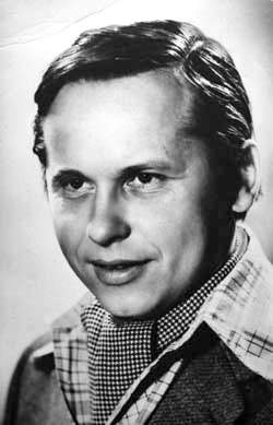 1976