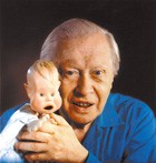 Сергей Образцов со своей куклой