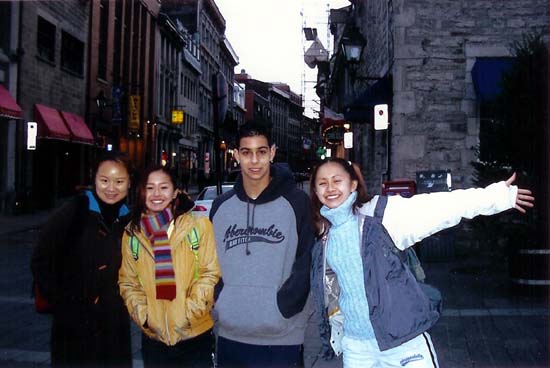 20_OldMontreal_Shopping