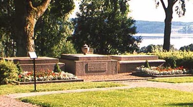 Selma Lagerl&ouml;fs Grab in &Ouml;stra &Auml;mtervik