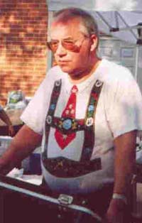 WSB at Lovettsville Oktoberfest 2002