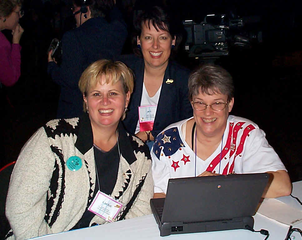 L-R: Laurie, Sue and Marti!