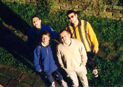 out_hotel.jpg (36031 bytes)