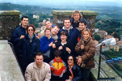 roof2.jpg (32488 bytes)