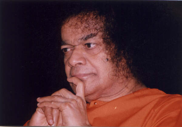 SHRI SATHYA SAI BABA