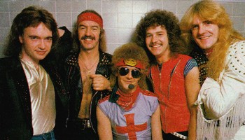 Band Picture : band84a.jpg