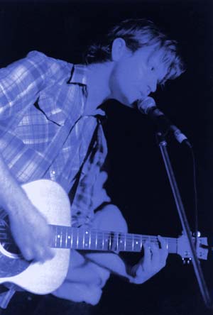 Augie March 17/3/01 ©2001sbooth.jpg