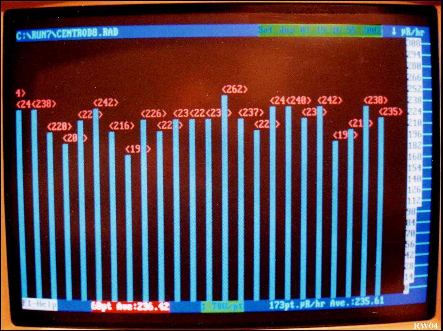 Monitor_c.jpg (110931 bytes)