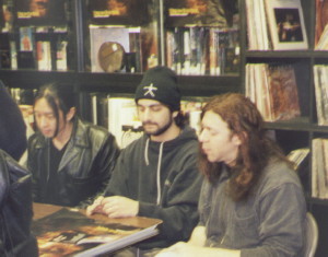 instore1.JPG (26032 bytes)