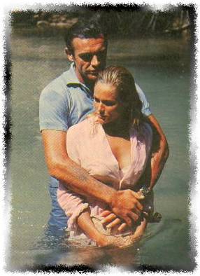 Sean Connery y Ursula Andress