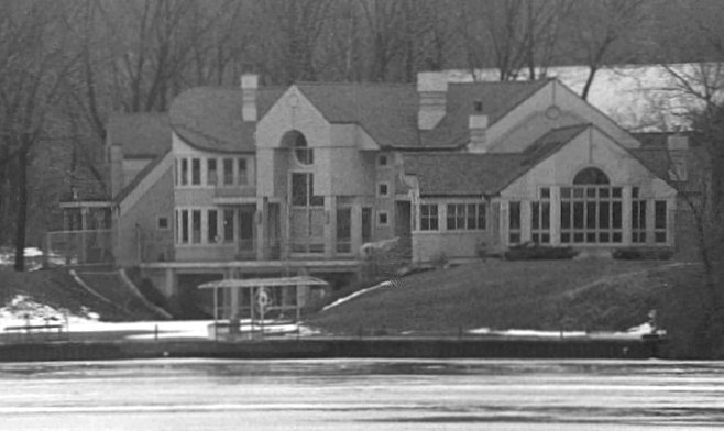 Awsome House Across River By where I Use To Live