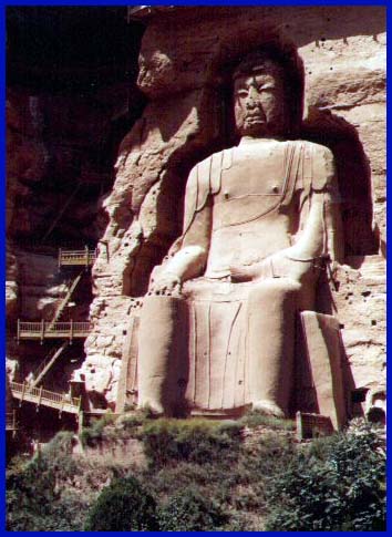 Huge Budda carved in the side of the mountain 