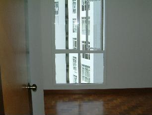 http://www.oocities.org/sg/yslc5830/1zp_casa_8rm3view.JPG