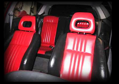 Einterior3.jpg (26154 bytes)