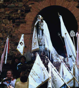 Salida de la virgen de la Antigua