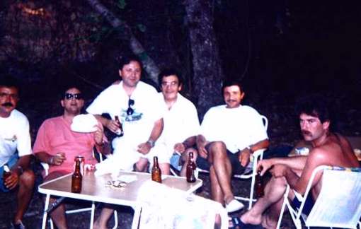 Tertulia en el Robledillo. 22KB