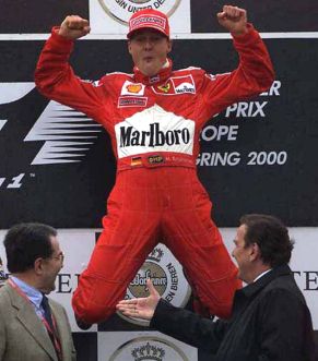 Magebliche Pose 2000