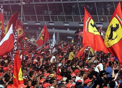 Ferrari Fans nach der WM Entscheidung