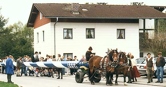 The procession arrives