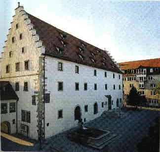 Stadthalle, Landratsamt