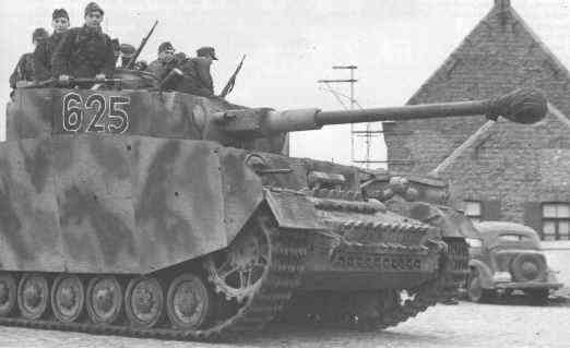 pz4j.jpg (12634 bytes)