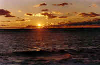 sunset.jpg (79808 bytes)