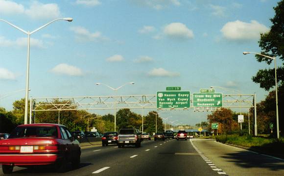 Belt Pkwy Eastbound Towards Cross Bay Blvd. 4