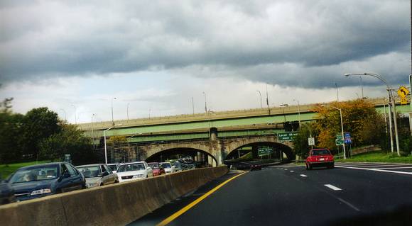 Hutchinson River Pkwy Begins at Bruckner Interchange