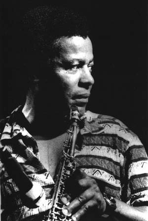 wayneshorter.jpg (25288 byte)