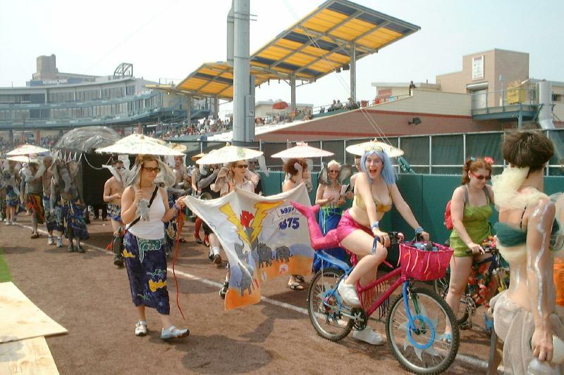 026TopsyPinkyMermaidBicycle