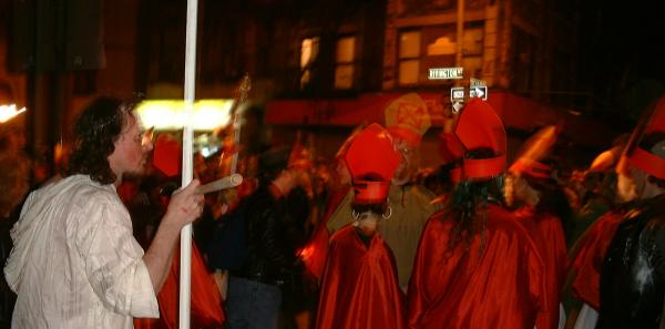 Priests join Christ in procession - photo by artandpolitics.com