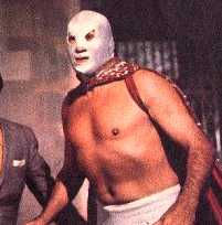 ...las matins siempre presentaban varias pelculas de El Enmascarado de Plata