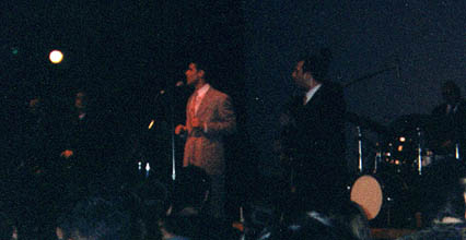 mbk_98_03_close.JPG (18918 bytes)