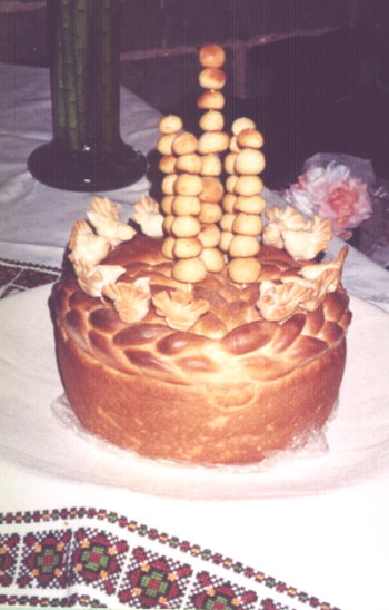 Ukrainian wedding cake - korovai
