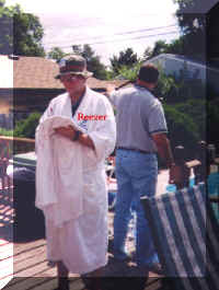 Reezers_fest_outfit.jpg (61880 bytes)
