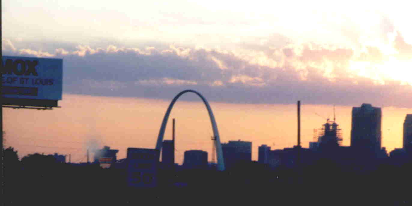 Sunset at St. Louis Arch