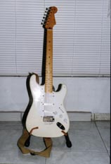 jp50r94a.jpg (11073 bytes)