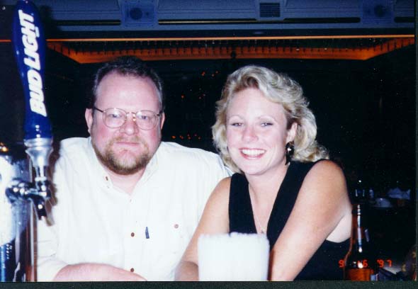 Lee and Neysa.JPG (36023 bytes)