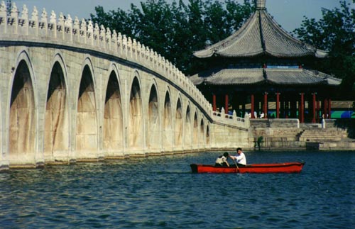 china10.jpg (51278 bytes)