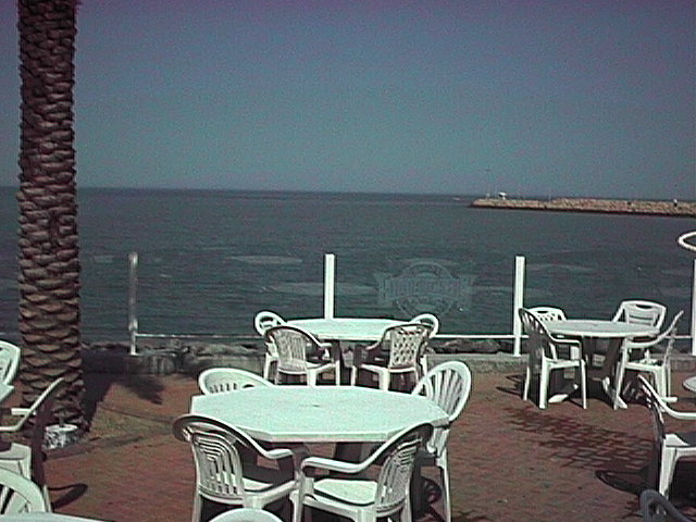 Ocean_VIew.jpg (81920 bytes)