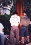 gue.jpg (33103 bytes)