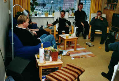 020130 07 verjaardag kamer 1.jpg (91919 bytes)
