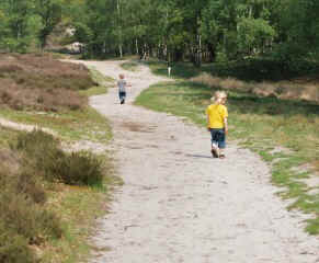20040430overloon0007.jpg (82021 bytes)