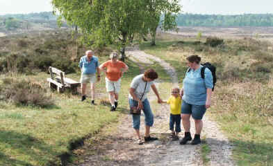 20040430overloon0013.jpg (106107 bytes)