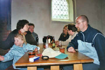 20040522archeon0006.jpg (71590 bytes)
