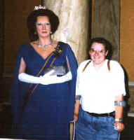 90 emyqueen.jpg (21238 bytes)
