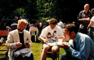 94churchbbq1.jpg (59004 bytes)