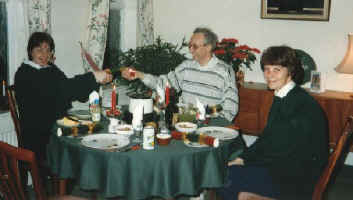 97christmasdevon.jpg (35654 bytes)