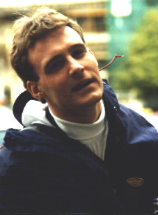 jp2.jpg (15482 bytes)