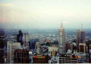 city.JPG (18256 bytes)